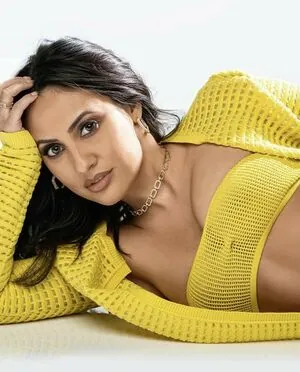 Francia Raisa