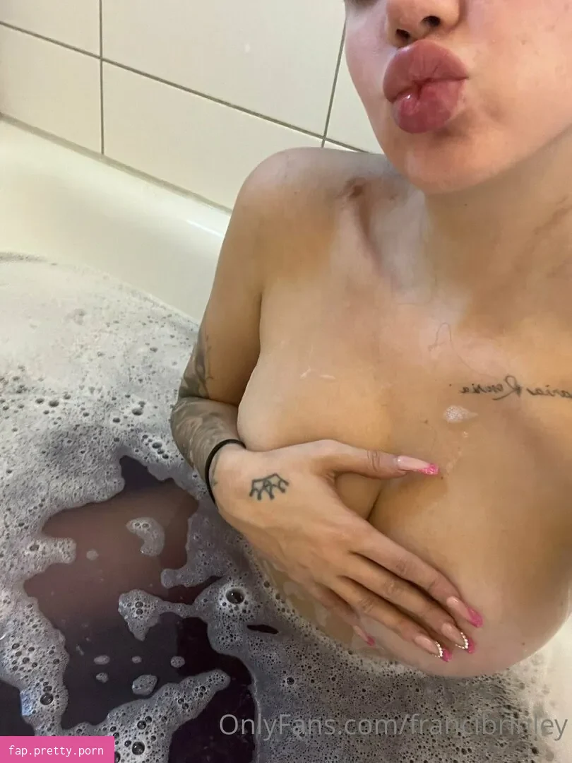 francibrinley - Photo #74