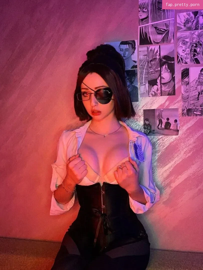 freakiellf - Photo #01