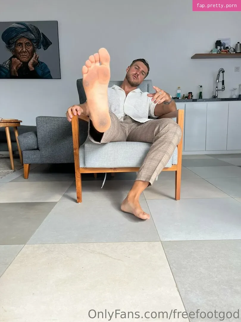 freefootgod - Photo #49