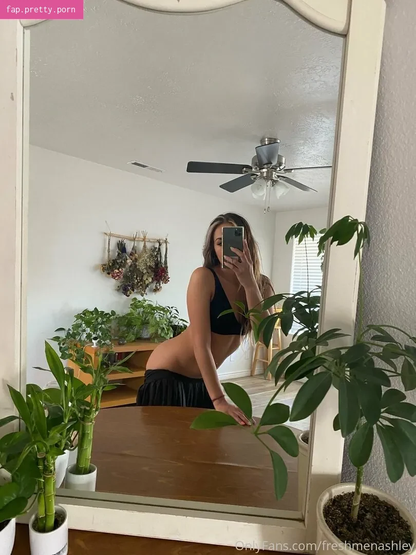 freshmenashley - Photo #00
