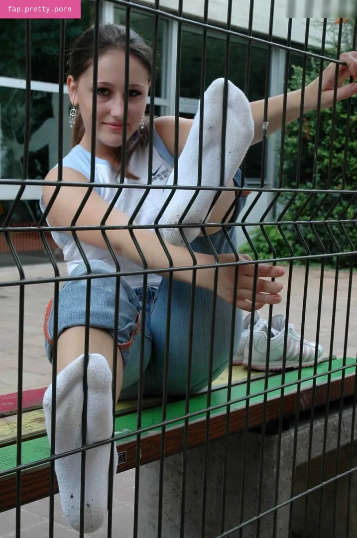 Feetperview / Sockenmädchen - Photo #58