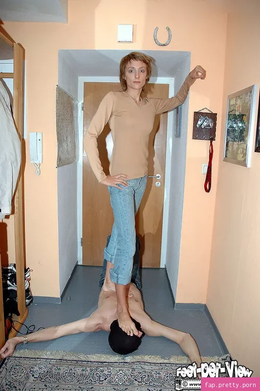 Feetperview / Sockenmädchen - Photo #12