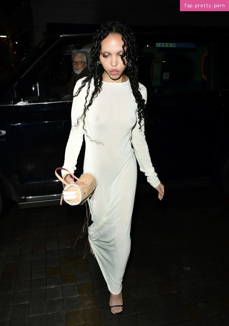 FKA Twigs - Photo #21