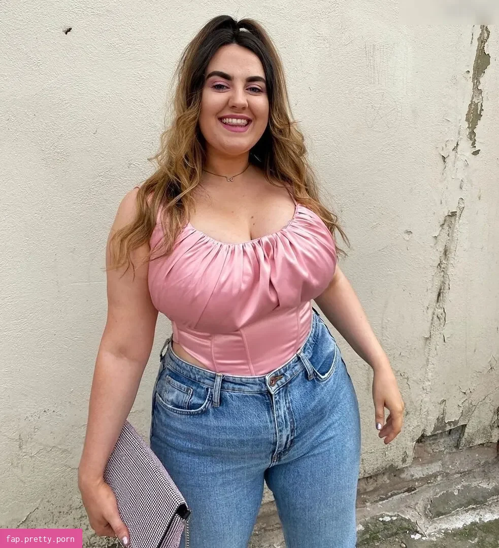 Fullerbustinspo - Photo #02