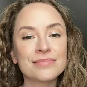 Funnylilgalreacts