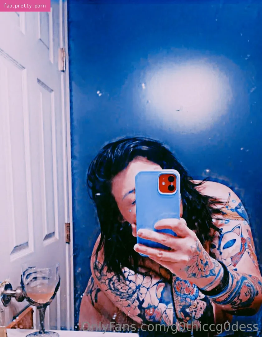 g0thiccg0dess - Photo #66