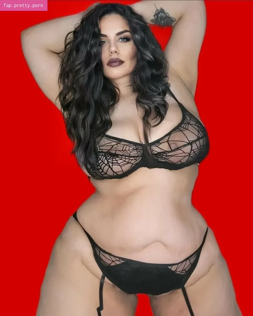 G0thiccthighs - Photo #01