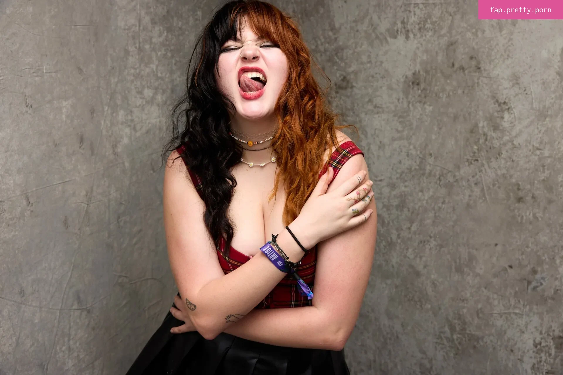 Gayle - Photo #36