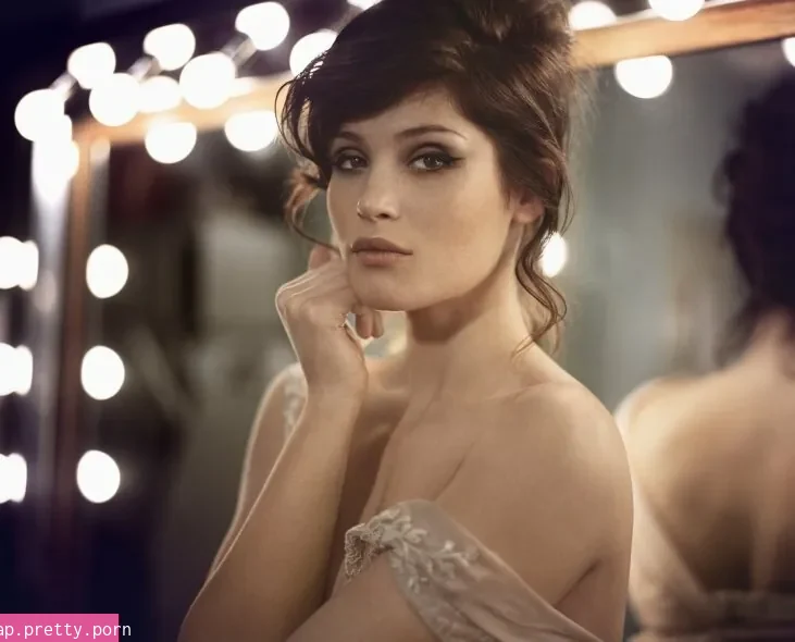 Gemma Arterton - Photo #62