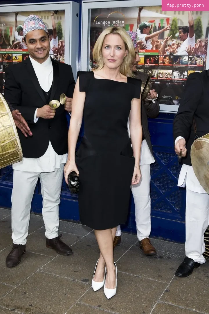 Gillian Anderson - Photo #99