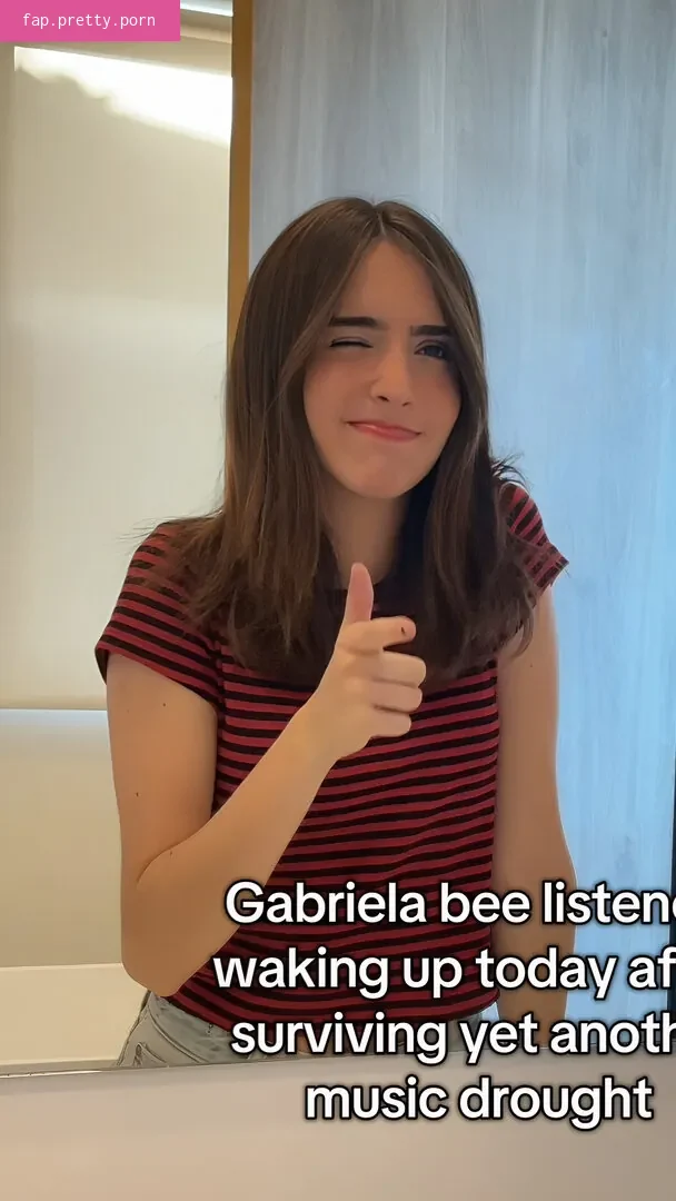Gabriela Bee - Photo #70