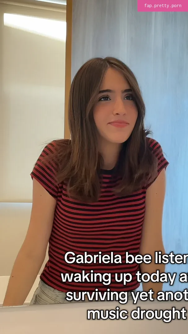 Gabriela Bee - Photo #73