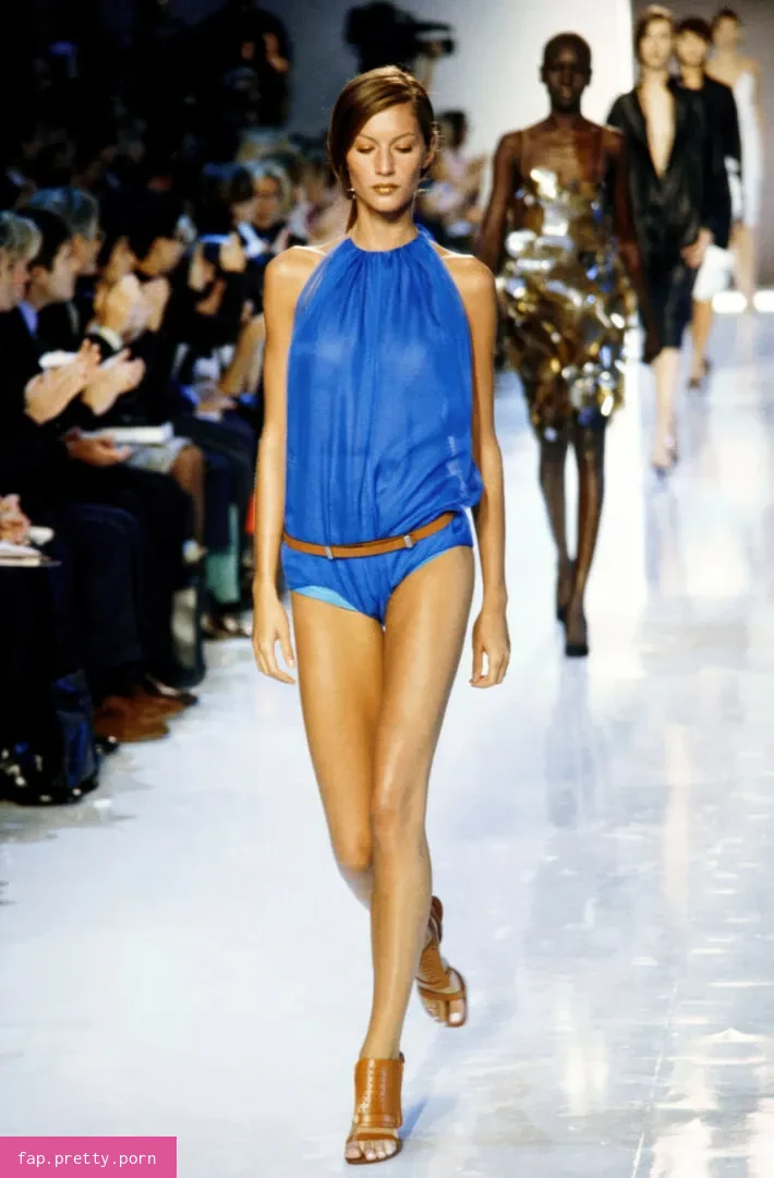 Gisele Bündchen - Photo #88
