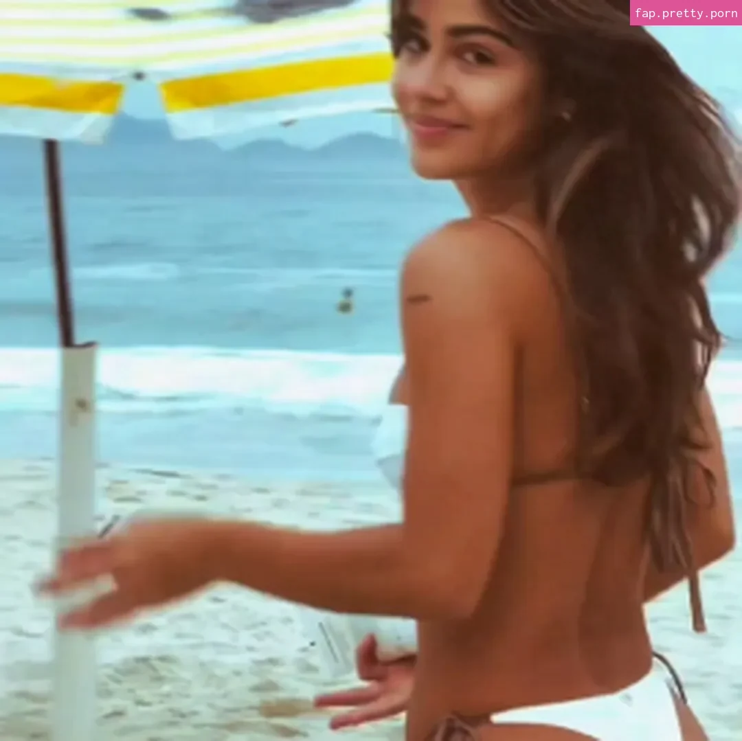 Giullia Buscacio - Photo #22