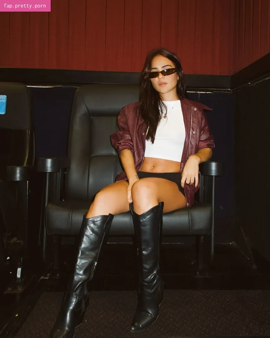 Giullia Buscacio - Photo #44