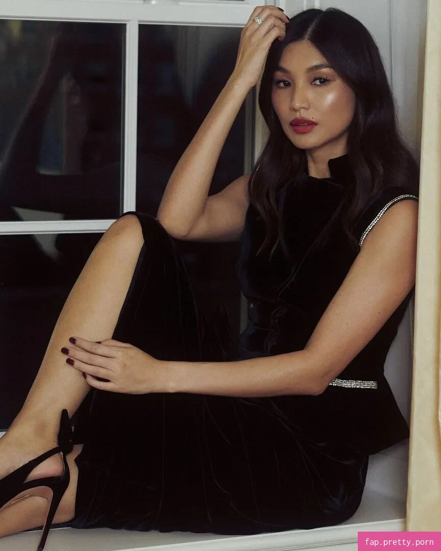 Gemma Chan - Photo #22