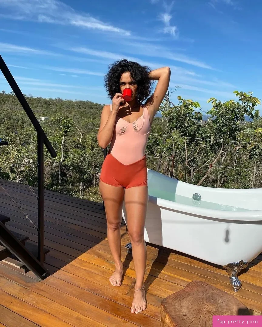 Giovana Cordeiro - Photo #44