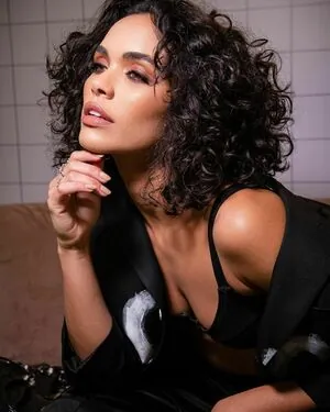 Giovana Cordeiro