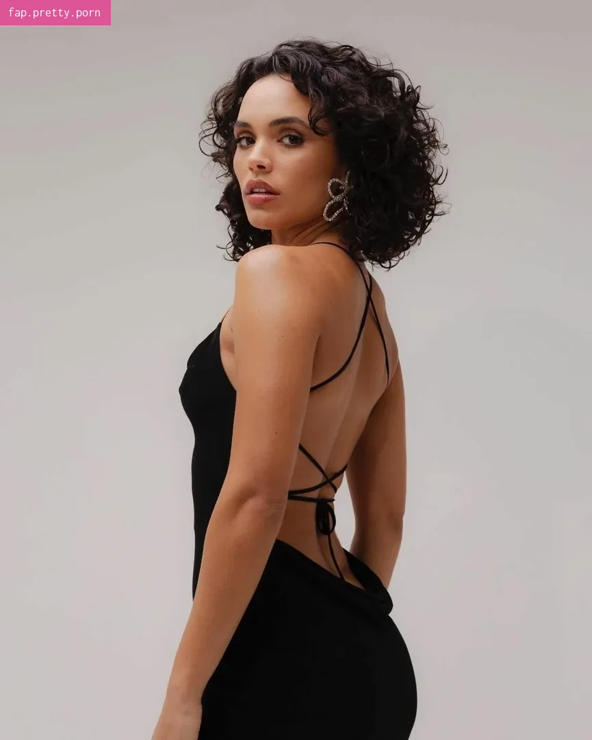 Giovana Cordeiro - Photo #50