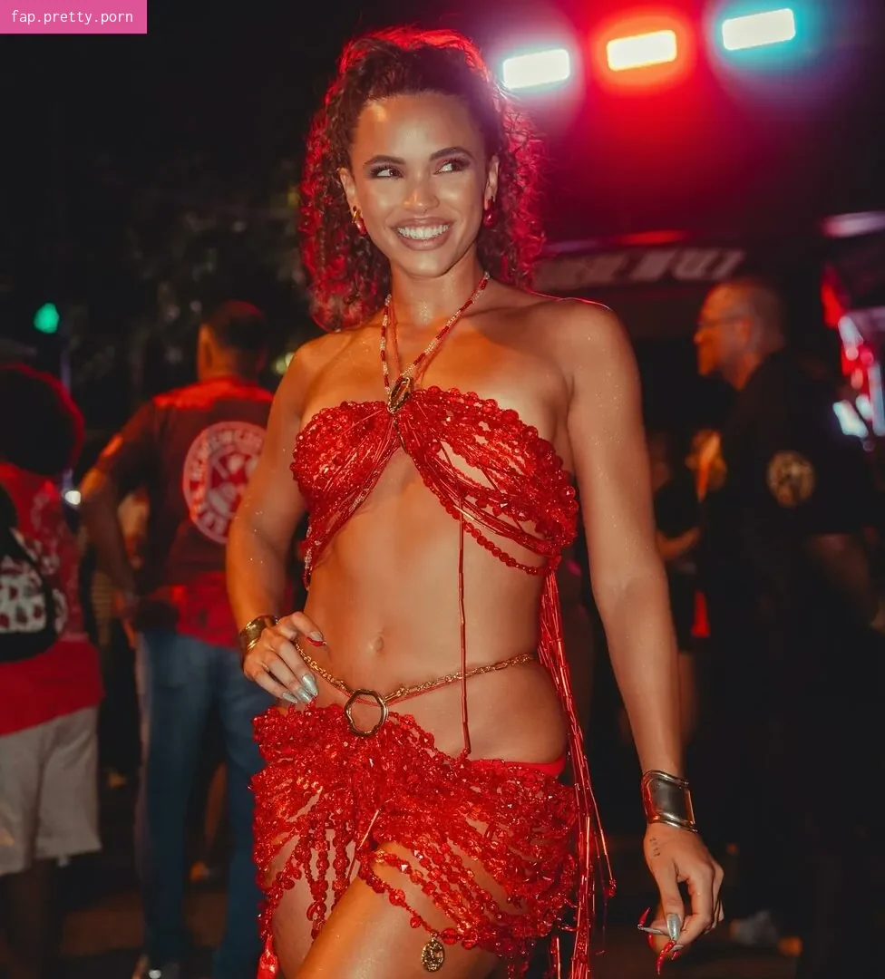 Giovana Cordeiro - Photo #61