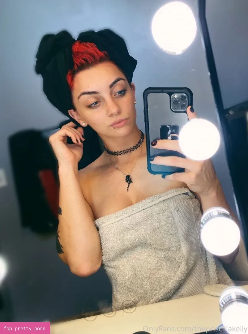 GiGi Dolan - Photo #21