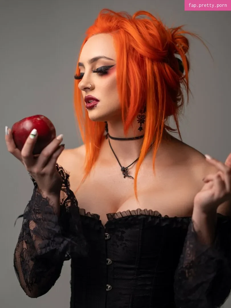 GiGi Dolan - Photo #24