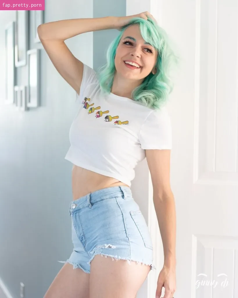 Ginny Di - Photo #47