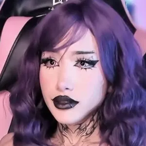 Goth_Dolll, MollyCherrys,