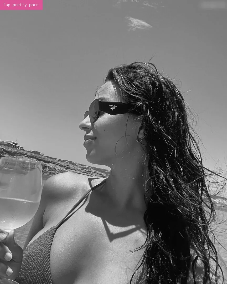 Gizem Emre - Photo #14