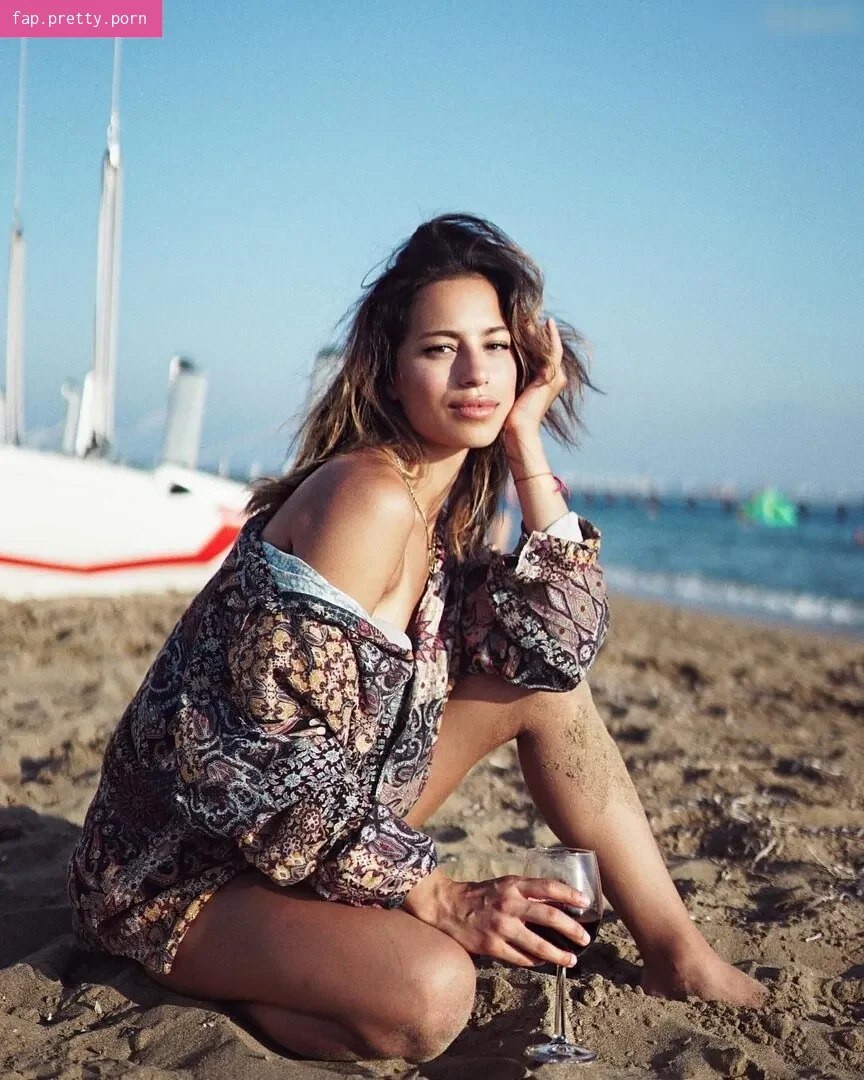 Gizem Emre - Photo #26