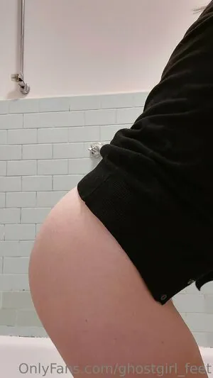 ghostgirl_feet
