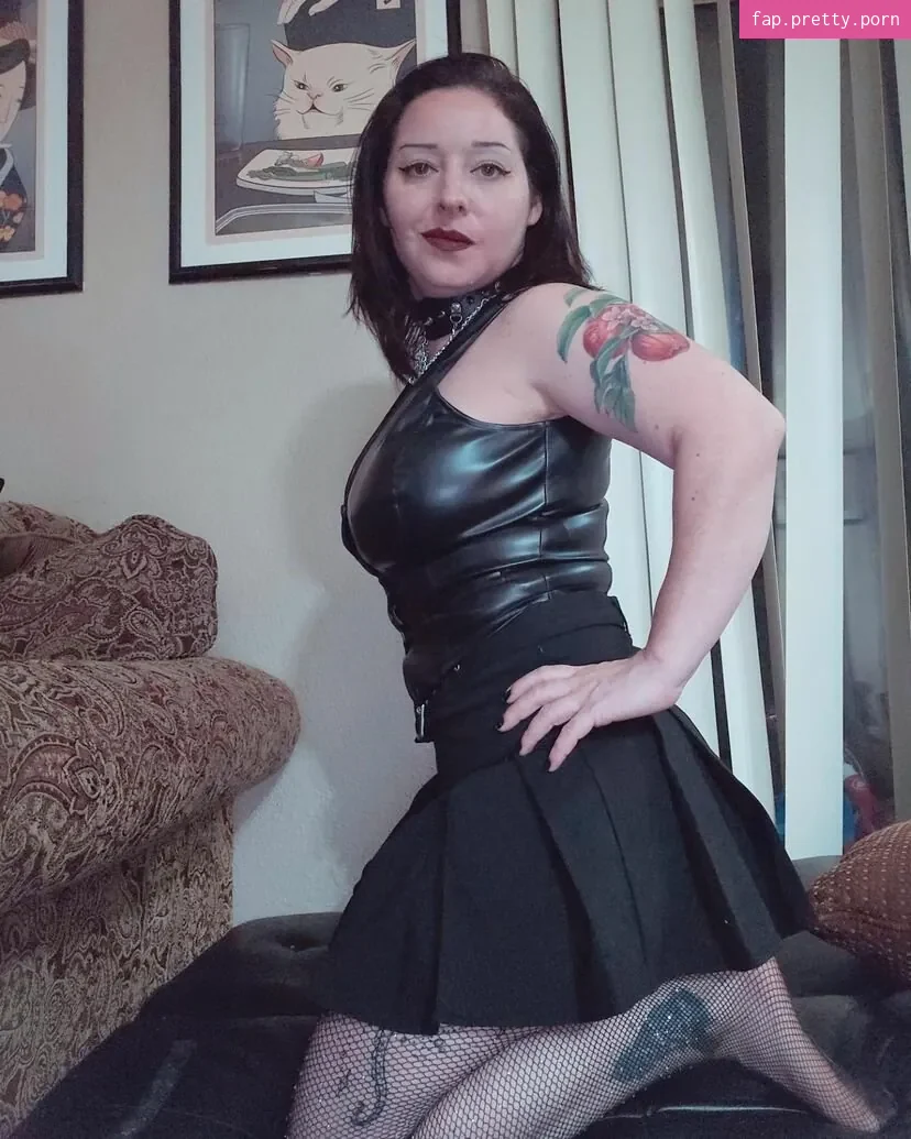goth-goddess-thea - Photo #33