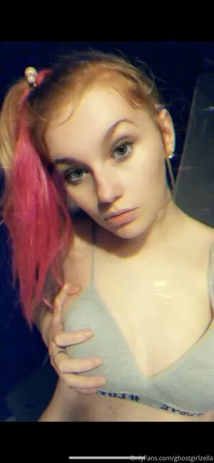 ghostgirlholliestar