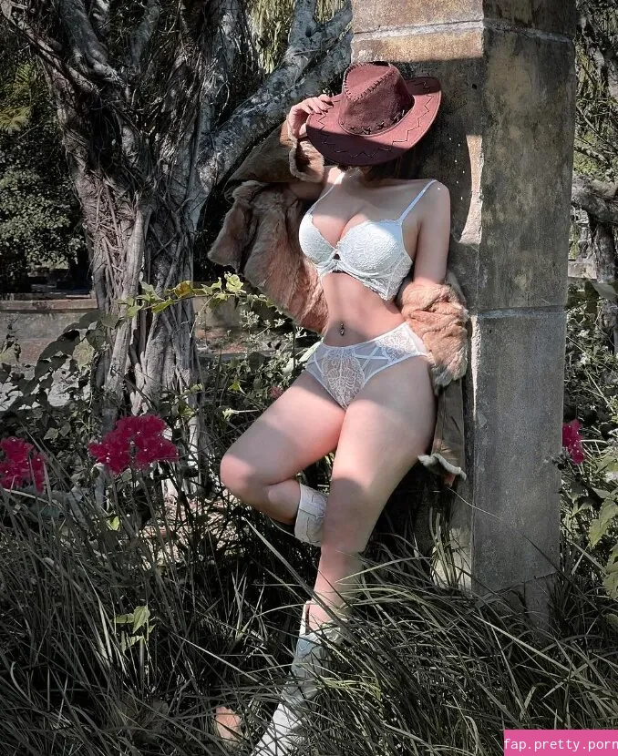gne.hanis_ - Photo #04