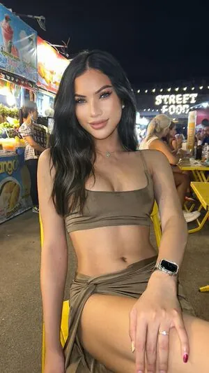 ginasexyladyboy
