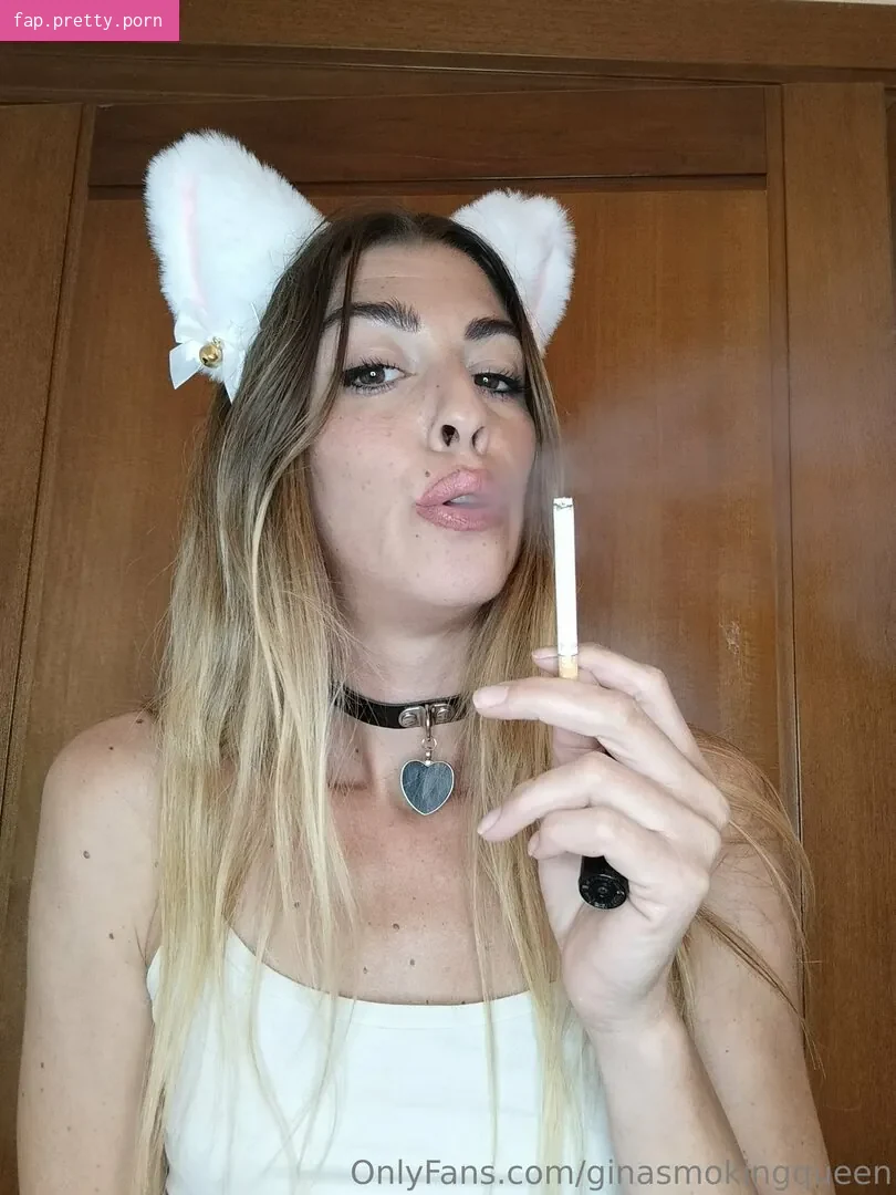 ginasmokingqueen - Photo #22