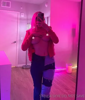 girlfriendstellaskye