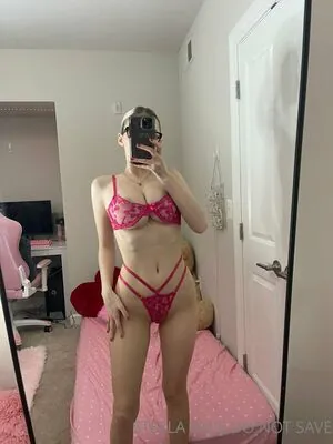 girlfriendstellaskye