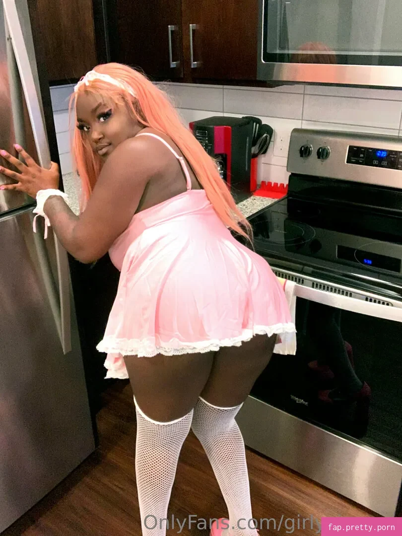 girlyvixxxen - Photo #50