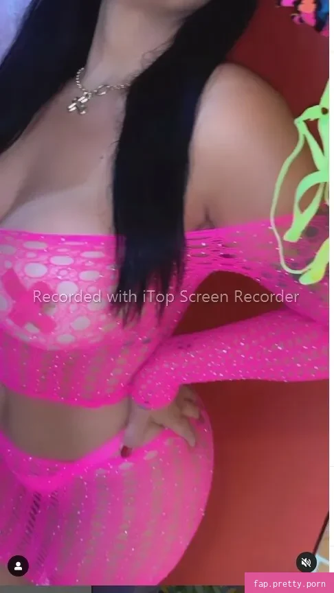 gislainepenaa - Photo #23