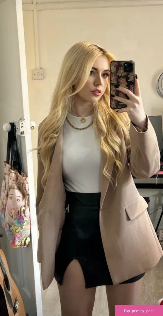 georgina_jgr (cheekygigi) - Photo #09