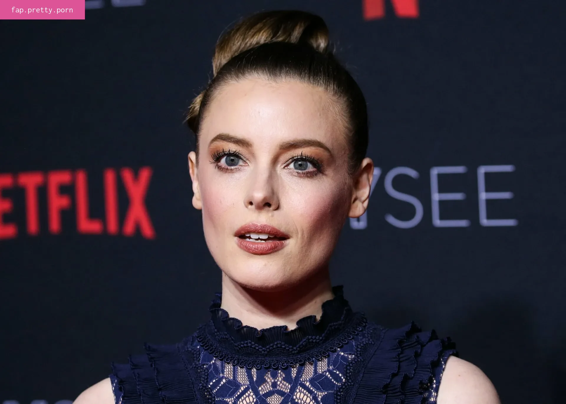 Gillian Jacobs - Photo #60