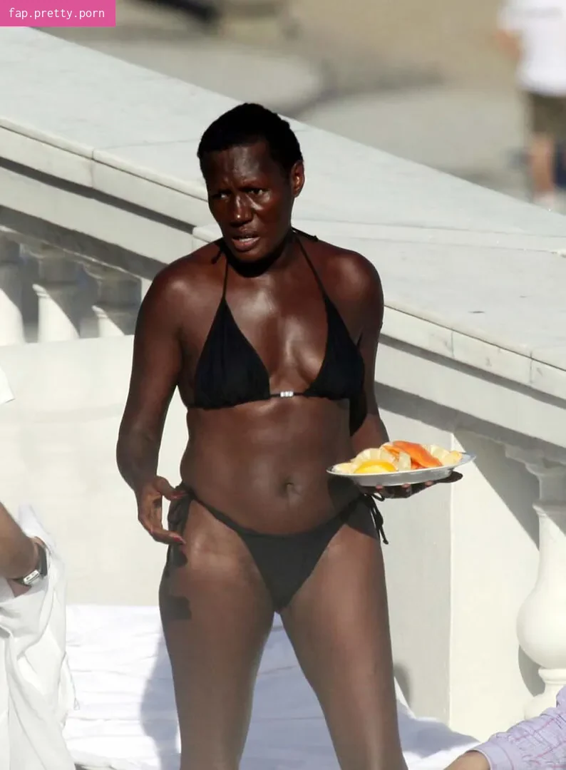 Grace Jones - Photo #25