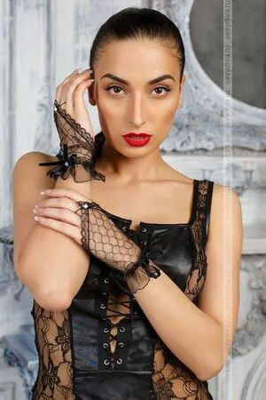 Giuliana Karapetian