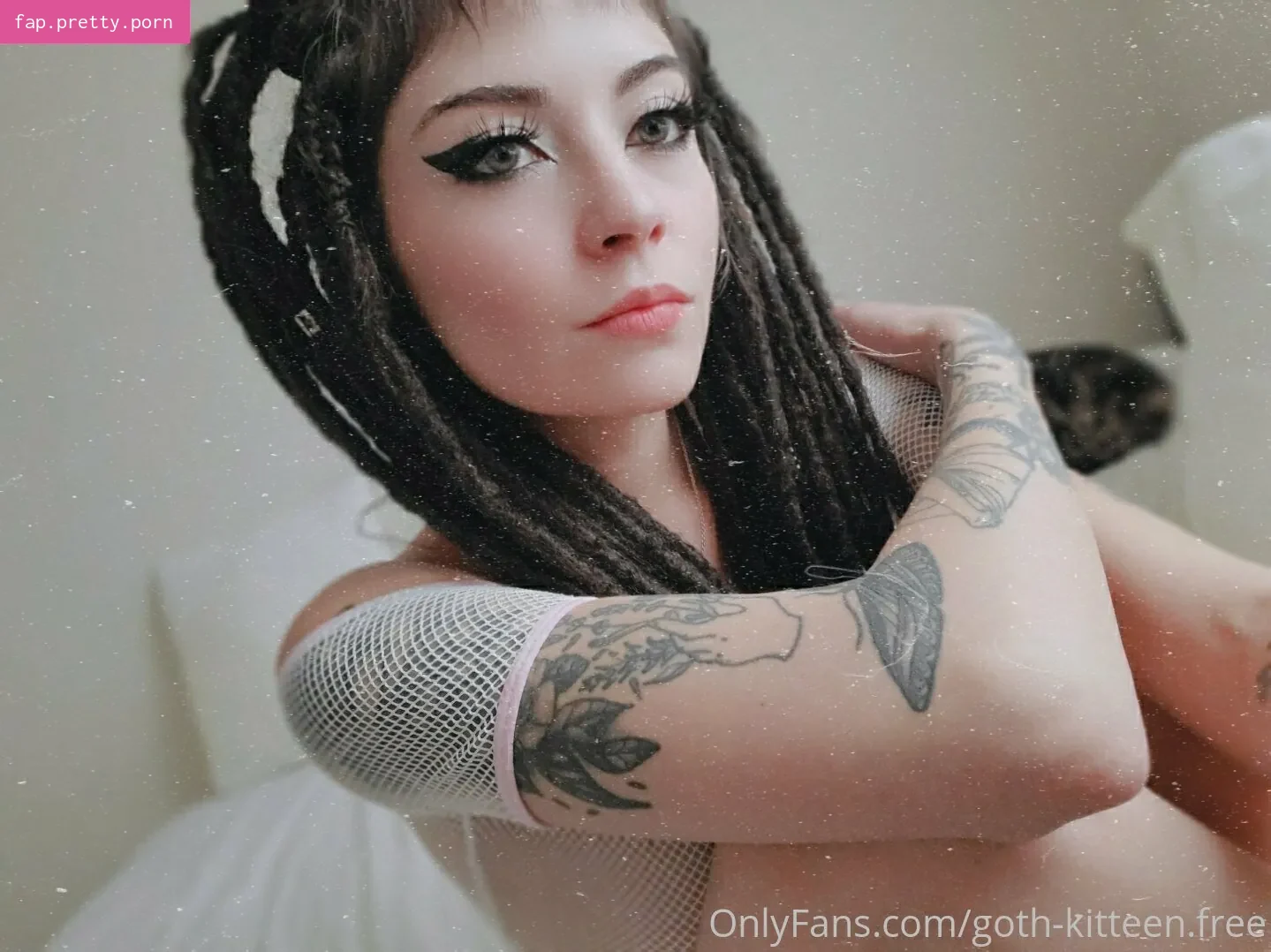 goth-kitteen.free - Photo #67