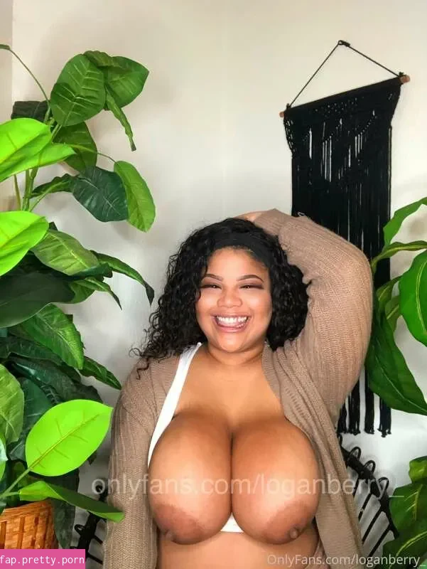 Gabrielle Logan - Photo #59