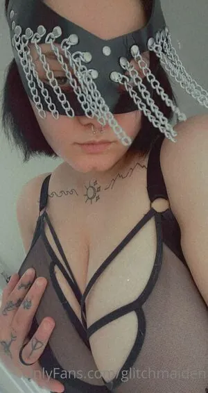 Glitchmaiden
