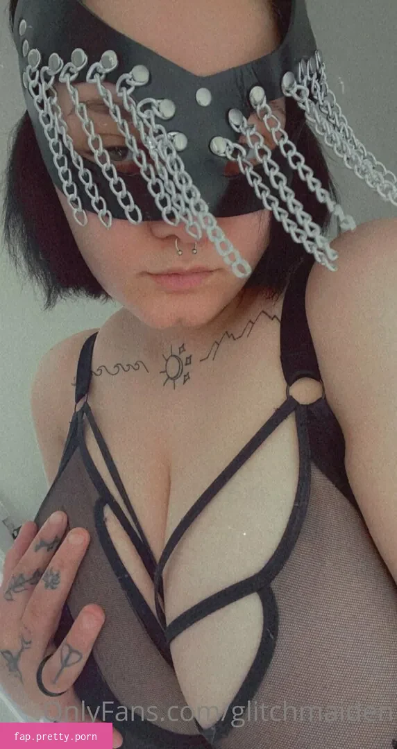 Glitchmaiden - Photo #31