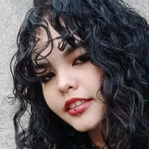 Goth_laysit4